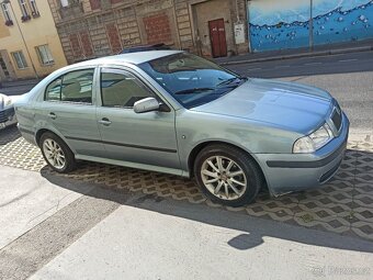 Škoda Octavia - 2