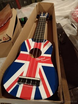 Ukulele - 2