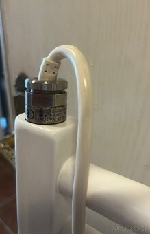 koupelnový žebřík elektrický - 2