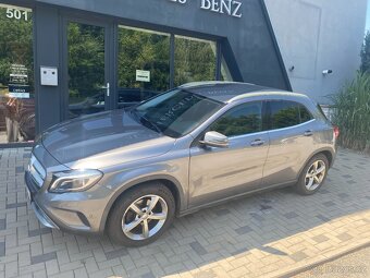 Mercedes-Benz GLA 200 CDI 4MATIC - 2