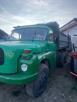 Tatra 148 zelená - 2