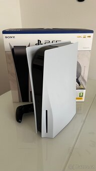 PlayStation 5 s mechanikou - 2
