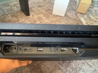 Playstation 4 pro 1tb - 2
