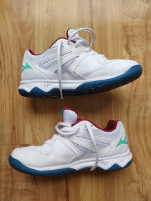 Indoor obuv Mizuno Lightning Star Z6 JR vel. 33 - 2