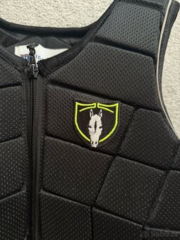 Bezpečnostní vesta na koně - 2