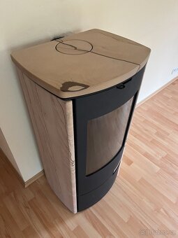 Prodám krbová kamna Romotop s pískovcovým obkladem - 2
