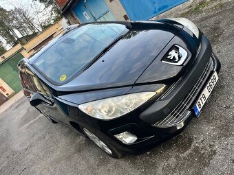 Bolt/Uber 36000,- až 48000,- měsíčně - 2