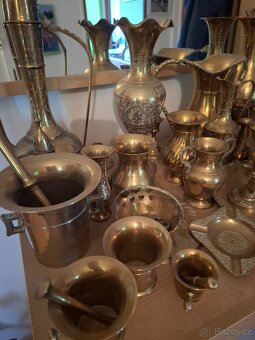 Mosazné svícny a nádobí - 2