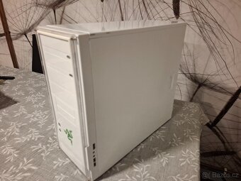 Stolní počítač - 2