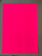 LEVNĚ samolepicí etikety AVERY, RADIANT PINK, kruhové 63 mm - 2