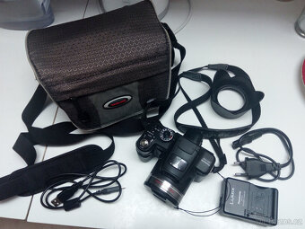 Superzoom Panasonic Lumix DMC-FZ38, komplet příslušenství - 2