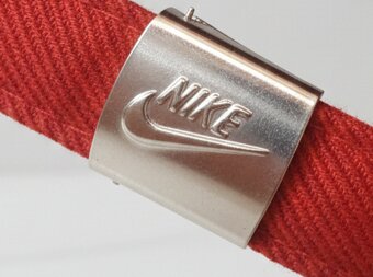 Červená nike kšiltovka - 2