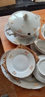 jídelní servis - 2