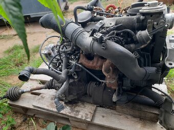 Díly motoru 1.9tdi AHF 81kw - 2