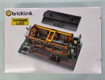 LEGO 910033 Old Train Engine Shed - 2