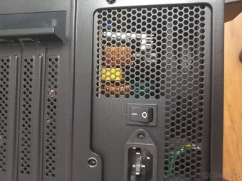 Zdroj NZXT C750 - 2