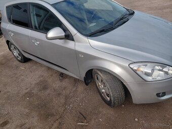 Kia ceed 1.6 89.7kw rok 2007 - 2