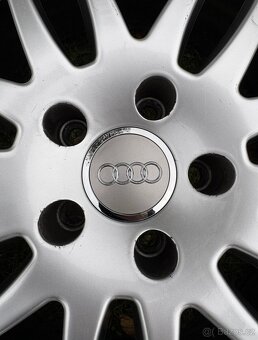 Středové krytky kol Audi 69mm šedé - 2