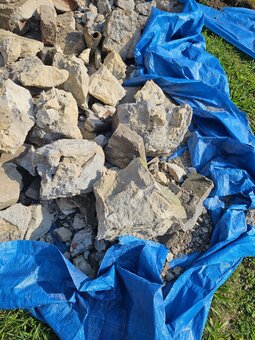 Kameny a beton do základů - 2