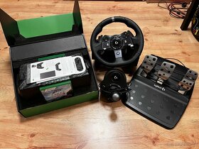 Xbox Series X (1TB) + volant Logitech G920 s řadící pákou - 2