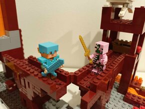 LEGO Minecraft 21122 Podzemní pevnost - 2