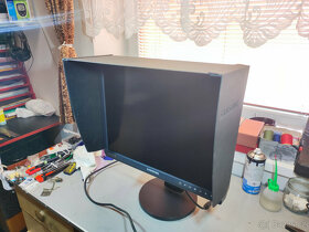 Profesionální grafický monitor Samsung XL20 - 2