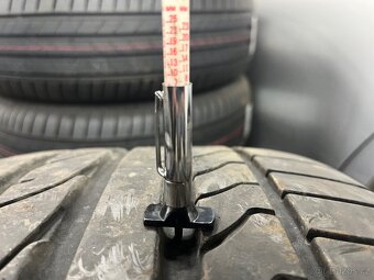 275/40 R20 106Y - 2
