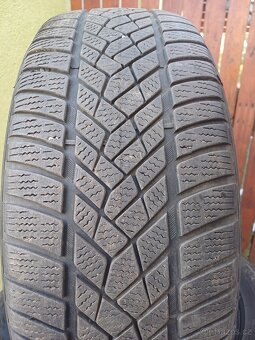 Prodám sadu zimních pneu 225/55R17 Apollo - 2