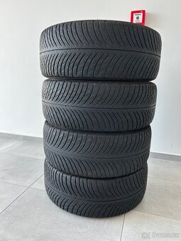 Michelin Pilot Alpin 5 235/45 R18 98V XL - 2
