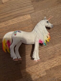 Duhový jednorožec Schleich - 2