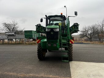 Samojizdny postřikovač John deere R4040i - 2