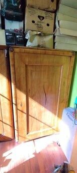 Jednodveřová skříň dýhovaná ořechem, třešeň 2ks - 2