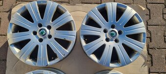 Alu kola originál Škoda Superb 5x112 6x17 ET45 3T0 601 025 J - 2
