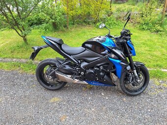 Suzuki GSX-S 1000 - 2