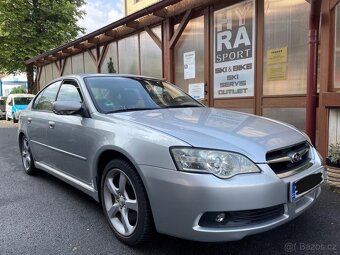 Subaru Legacy 3,0i 4x4 - 2