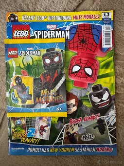 Mix lego časopisů - 2