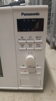 Panasonic NN-GD351 W - 2