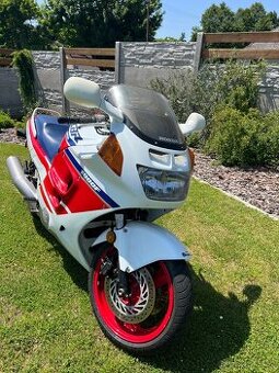 Honda CBR 1000F - 2