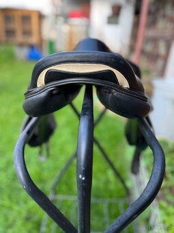 Skokové sedlo Prestige Meredith 17”/33 - 2