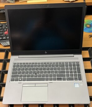 HP ZBook 15U G5, i7-8550U, 16GB RAM, NVMe, IPS disp - 2
