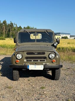 UAZ 469 BI - 2
