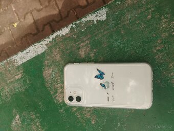 iPhone 11 64gb barva bílá - 2