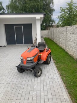 zahradní traktor Husqvarna CTH 220 - 2