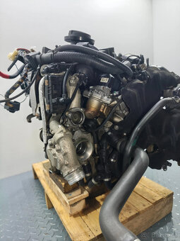 BMW řady 5 F10 F11 motor N47D20D (kompletní) - 2