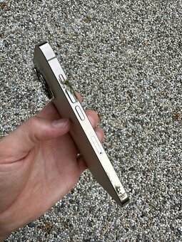 IPhone 14 Pro - baterie 100% - 2
