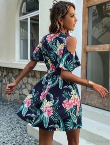 Nové barevné krátké letní šaty vel.S - 2