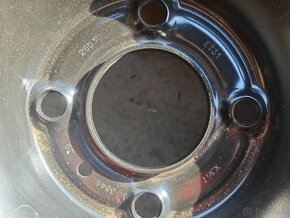 Prodám rezervní kolo 6,5Jx16H2 ET31 + pneu 205/55/R16 - 2