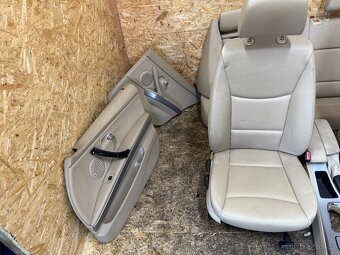 KOMPLETNÍ SVĚTLÝ KOŽENÝ INTERIÉR BMW E91 - 2
