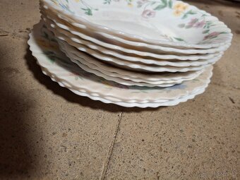 Skleněné talíře s motivem květin - 2