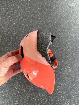 Dětská, dívčí helma na kolo - 2